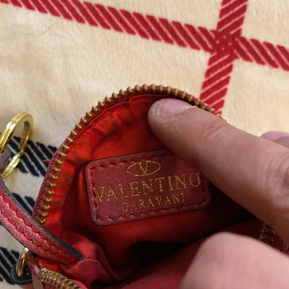 Valentino Garavani Vintage Leather Rose Pouchette - Picture 4 of 8